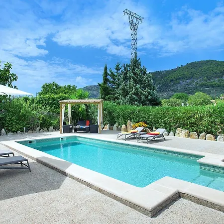 Owl Gabelli - Rustic With Great Views *